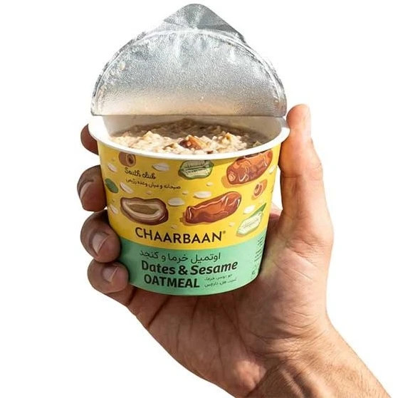 اوتمیل فوری لیوانی طعم خرما و کنجد چاربان بسته 12 عددی
